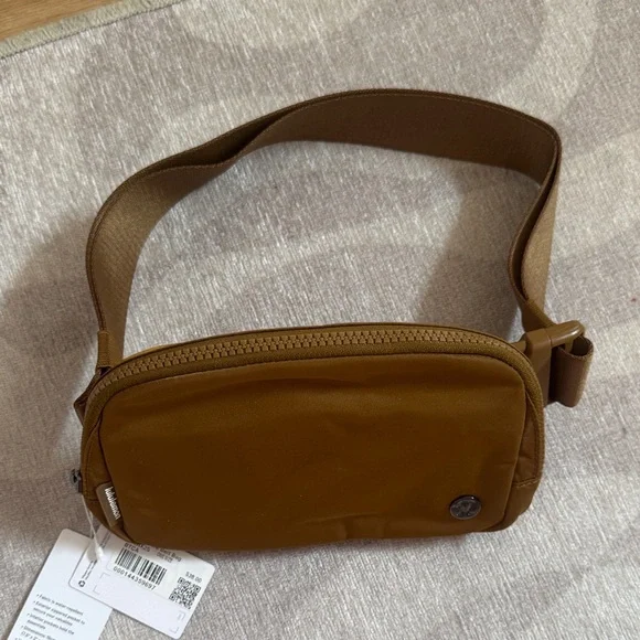 Lululemon Athletica Tan Belt Bag - Picture 4 of 5